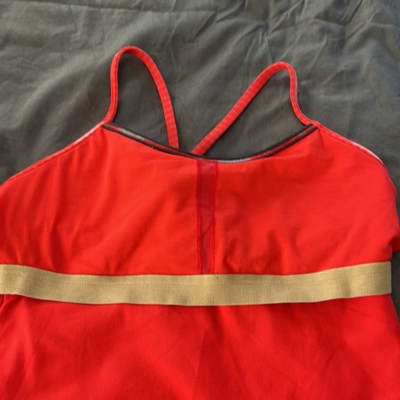 LULULEMON Power Y Tank 💪🏻 in RED🌹 - Picture 3 of 4